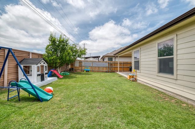 204 Taggart TRL, Jarrell, TX 76537