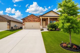 204 Taggart TRL, Jarrell, TX 76537