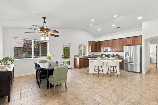 5116 Silver Clover, Bakersfield, CA 93313