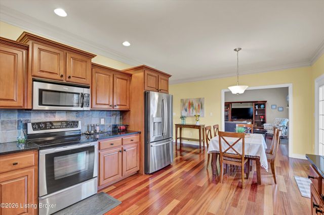 187 Jennifers Point, Fisherville, KY 40023