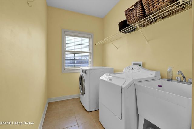 187 Jennifers Point, Fisherville, KY 40023