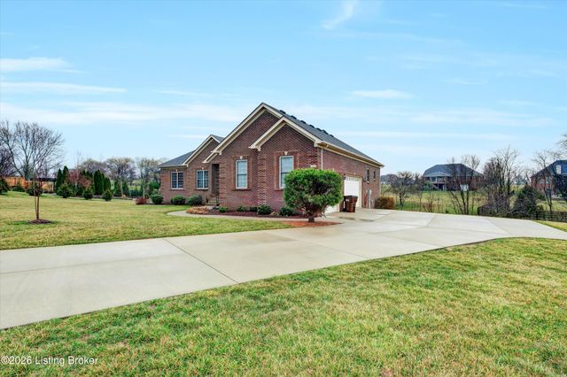 187 Jennifers Point, Fisherville, KY 40023