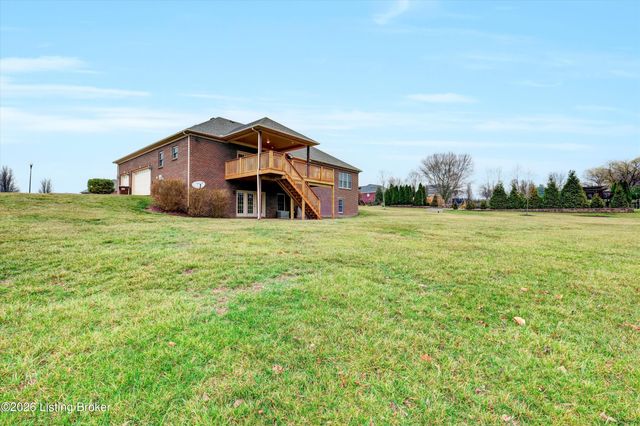 187 Jennifers Point, Fisherville, KY 40023