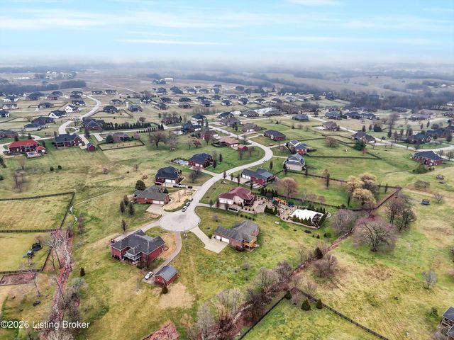 187 Jennifers Point, Fisherville, KY 40023