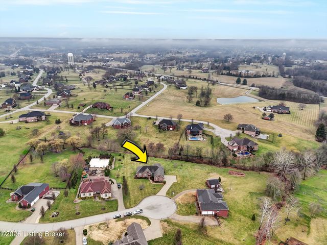 187 Jennifers Point, Fisherville, KY 40023