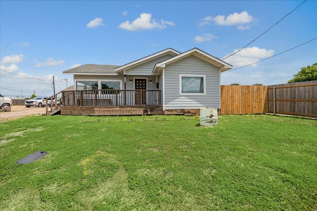 2106 Antoine Drive, Houston, TX 77055