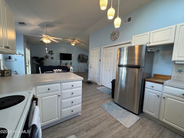 489 Pepper Breeze Avenue SW, Calabash, NC 28467