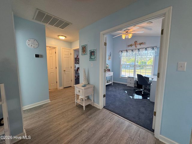 489 Pepper Breeze Avenue SW, Calabash, NC 28467