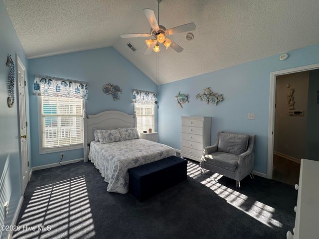 489 Pepper Breeze Avenue SW, Calabash, NC 28467