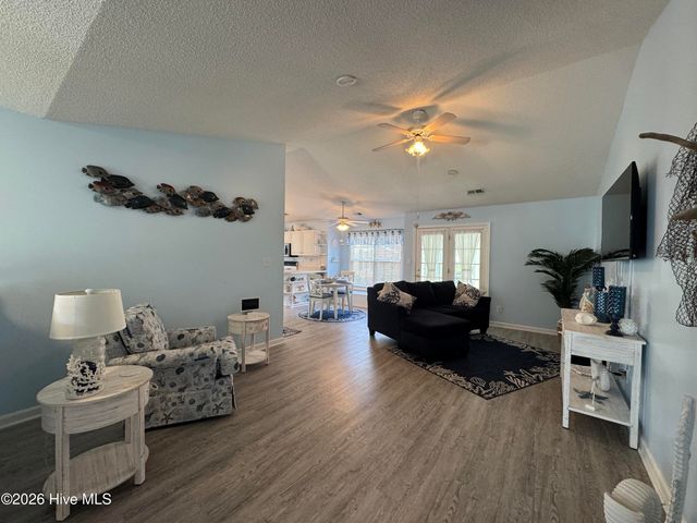 489 Pepper Breeze Avenue SW, Calabash, NC 28467