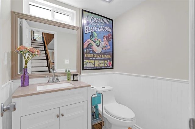 20906 Almazan Road, Woodland Hills, CA 91364