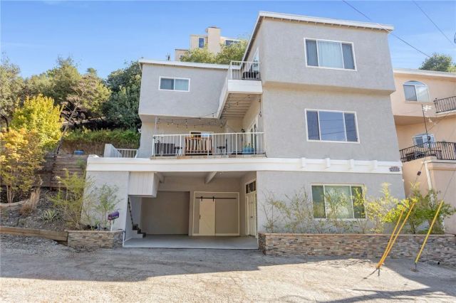 20906 Almazan Road, Woodland Hills, CA 91364