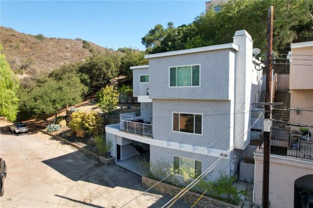 20906 Almazan Road, Woodland Hills, CA 91364