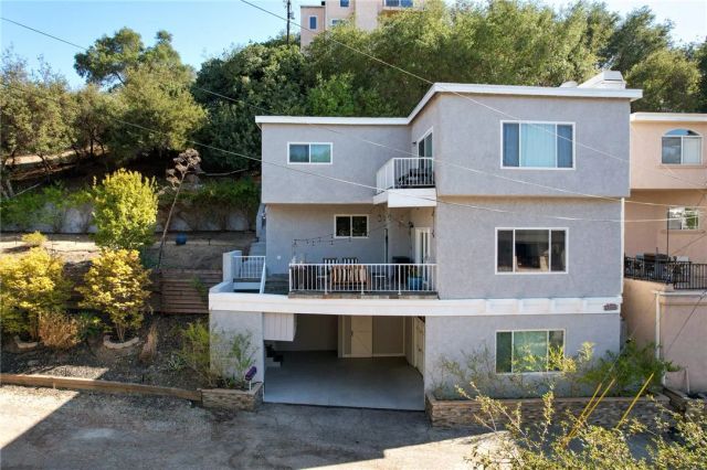 20906 Almazan Road, Woodland Hills, CA 91364