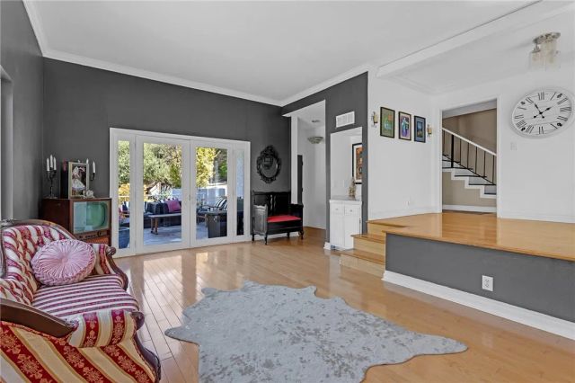 20906 Almazan Road, Woodland Hills, CA 91364