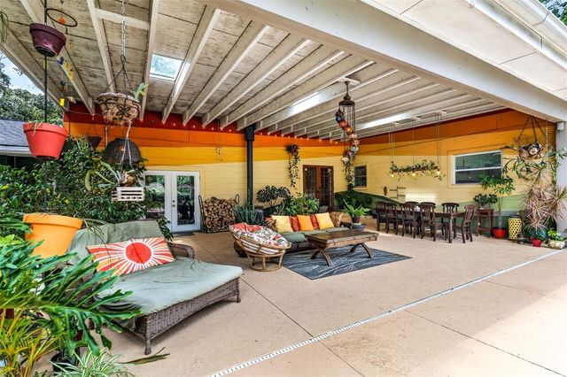 12226 W UNIVERSITY AVENUE, Newberry, FL 32669