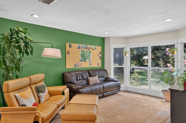12226 W UNIVERSITY AVENUE, Newberry, FL 32669