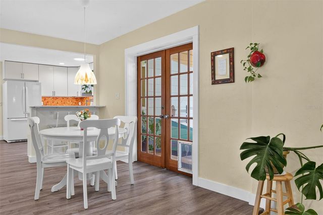 12226 W UNIVERSITY AVENUE, Newberry, FL 32669
