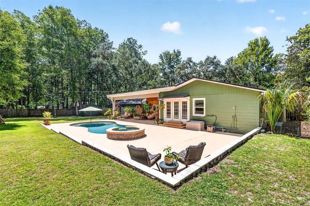 12226 W UNIVERSITY AVENUE, Newberry, FL 32669