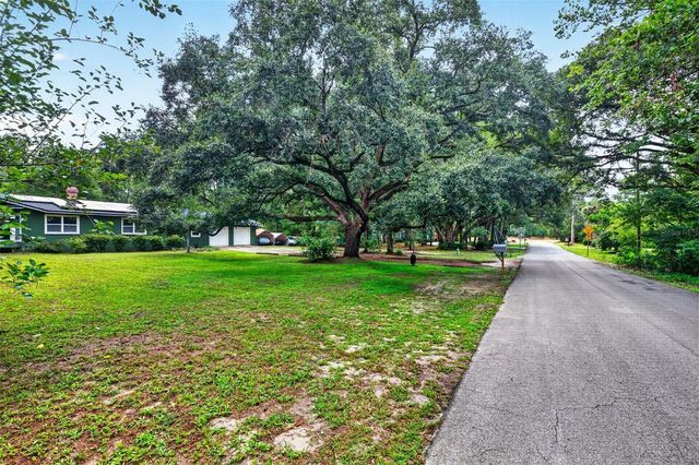 12226 W UNIVERSITY AVENUE, Newberry, FL 32669