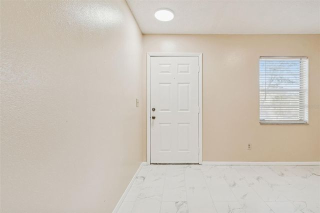 7015 WATERSIDE DRIVE 1, Tampa, FL 33617