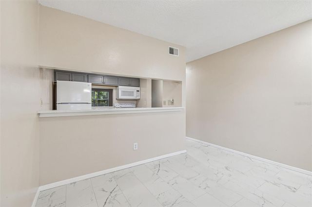 7015 WATERSIDE DRIVE 1, Tampa, FL 33617