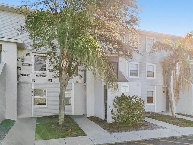 7015 WATERSIDE DRIVE 1, Tampa, FL 33617