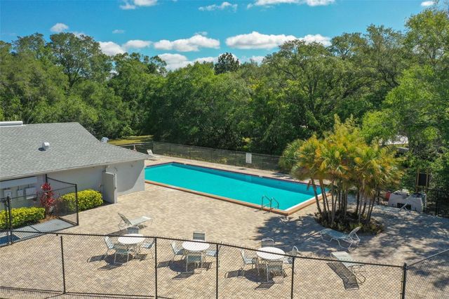 7015 WATERSIDE DRIVE 1, Tampa, FL 33617