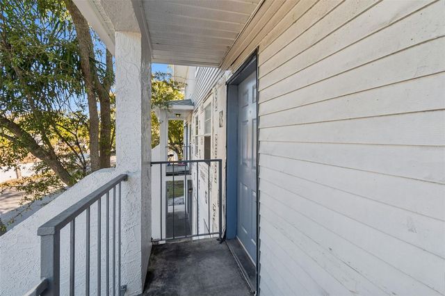 7015 WATERSIDE DRIVE 1, Tampa, FL 33617