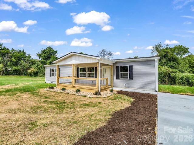 115 Maplewood Knoll Drive, Flat Rock, NC 28726