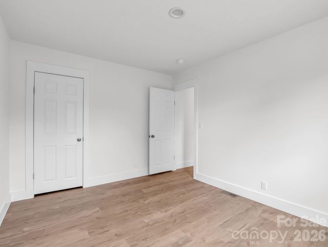 115 Maplewood Knoll Drive, Flat Rock, NC 28726