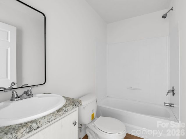 115 Maplewood Knoll Drive, Flat Rock, NC 28726