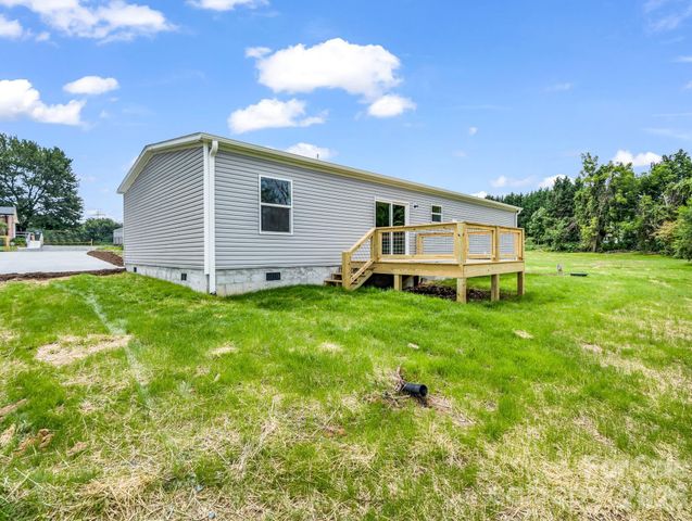 115 Maplewood Knoll Drive, Flat Rock, NC 28726