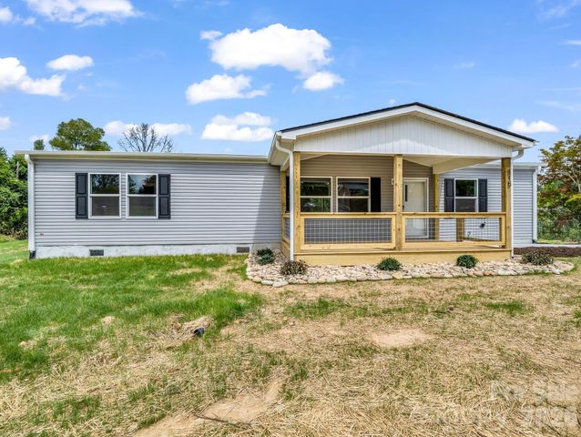 115 Maplewood Knoll Drive, Flat Rock, NC 28726