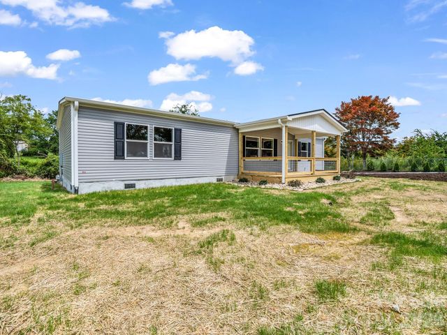 115 Maplewood Knoll Drive, Flat Rock, NC 28726