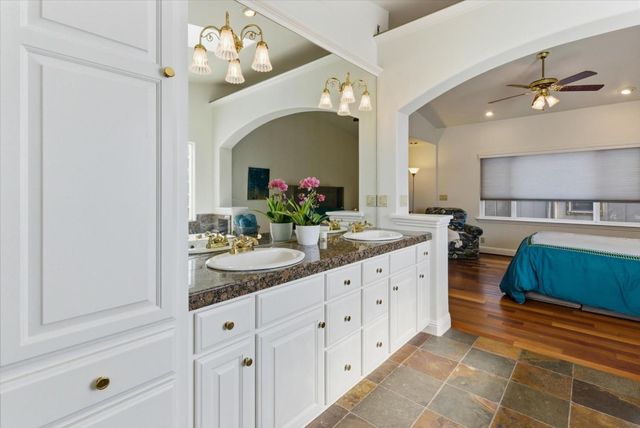 143 Alamo Avenue, Santa Cruz, CA 95060