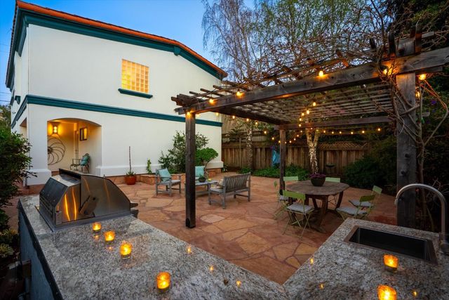 143 Alamo Avenue, Santa Cruz, CA 95060