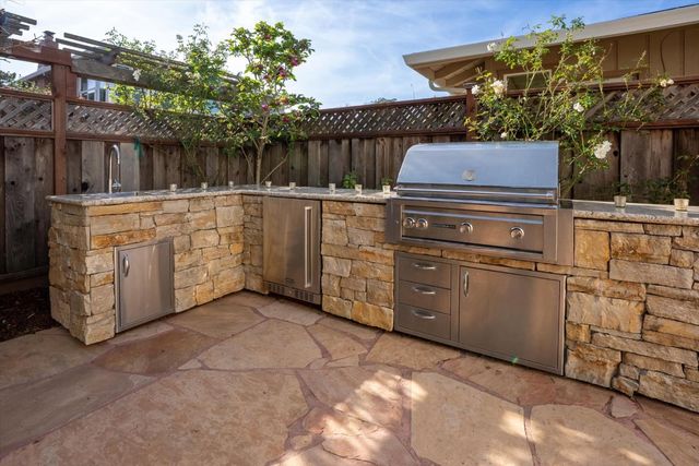 143 Alamo Avenue, Santa Cruz, CA 95060