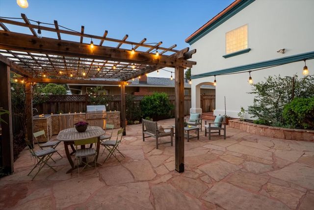 143 Alamo Avenue, Santa Cruz, CA 95060