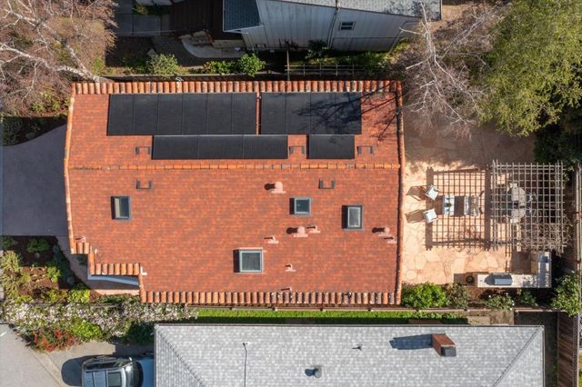 143 Alamo Avenue, Santa Cruz, CA 95060