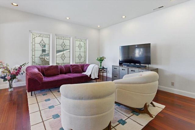 143 Alamo Avenue, Santa Cruz, CA 95060