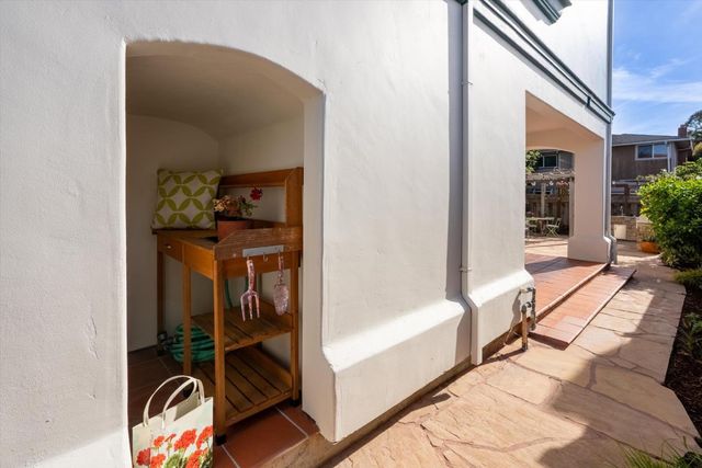 143 Alamo Avenue, Santa Cruz, CA 95060