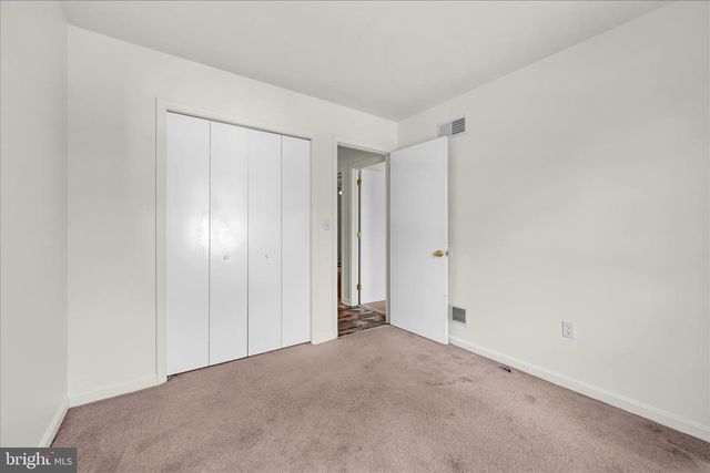 101 FOXCHASE DR, Elizabethtown, PA 17022