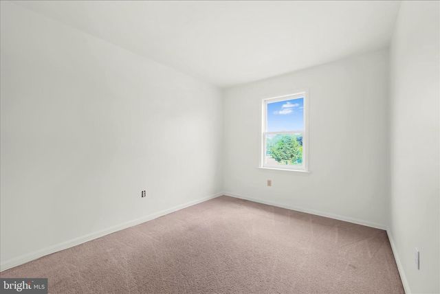 101 FOXCHASE DR, Elizabethtown, PA 17022