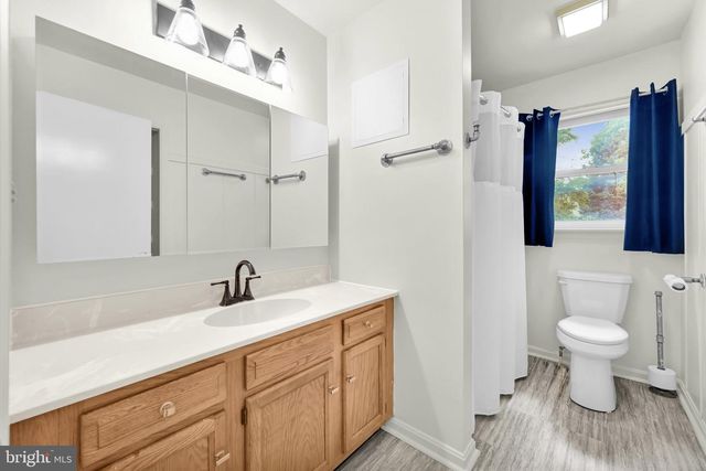 101 FOXCHASE DR, Elizabethtown, PA 17022