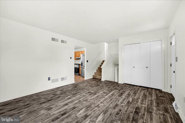 101 FOXCHASE DR, Elizabethtown, PA 17022