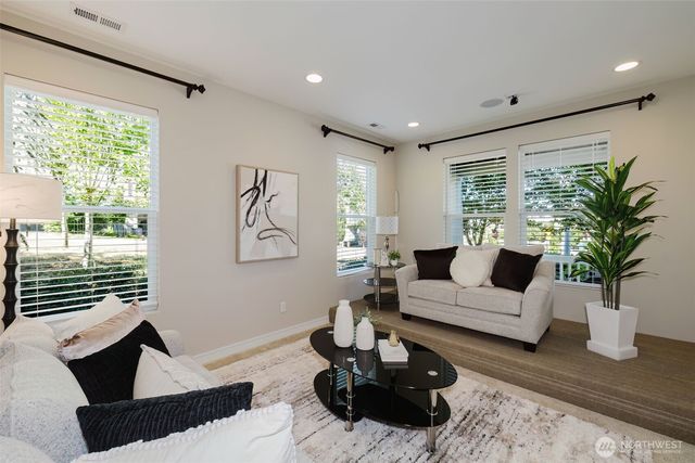 34103 10th Court SW, Federal Way, WA 98023