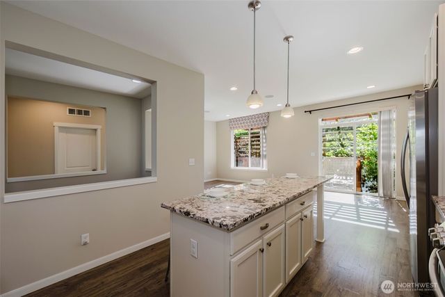 34103 10th Court SW, Federal Way, WA 98023