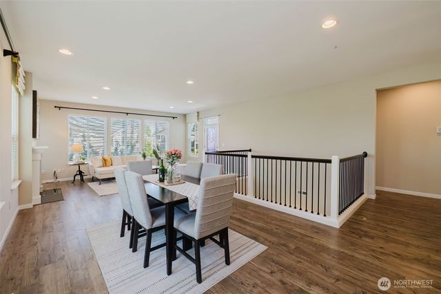 34103 10th Court SW, Federal Way, WA 98023