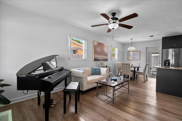 727 Bunker Road, West Palm Beach, FL 33405